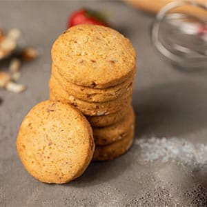 كوكيز اللوز -علبة 18 قطعة